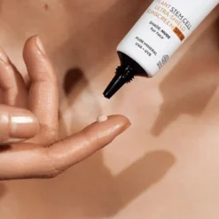 Écran Solaire Visage SPF 30 Cellules Souches Végétales Bio