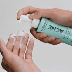 Nettoyant Anti-Acné Purifiant Sebum Control